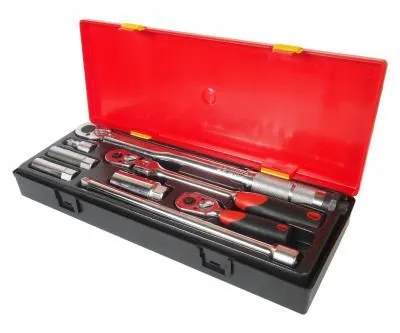 Набор головок торцевых для свечей зажигания (трещотки,удлинит.,головки) 8 предметов в кейсе JTC