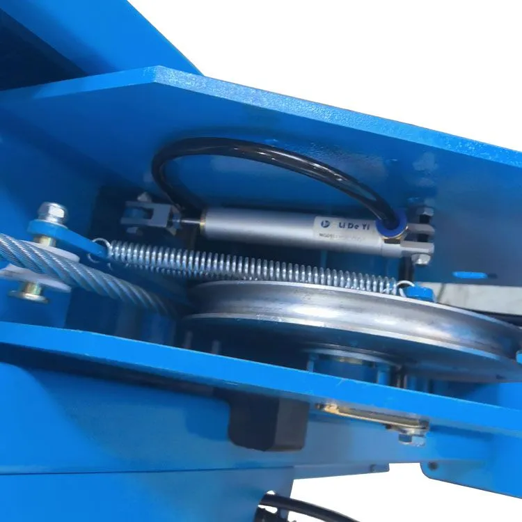 Электрогидравлический подъемник Подъемник эл/гидравлический 4-х ст. 5.5т. сход/развал